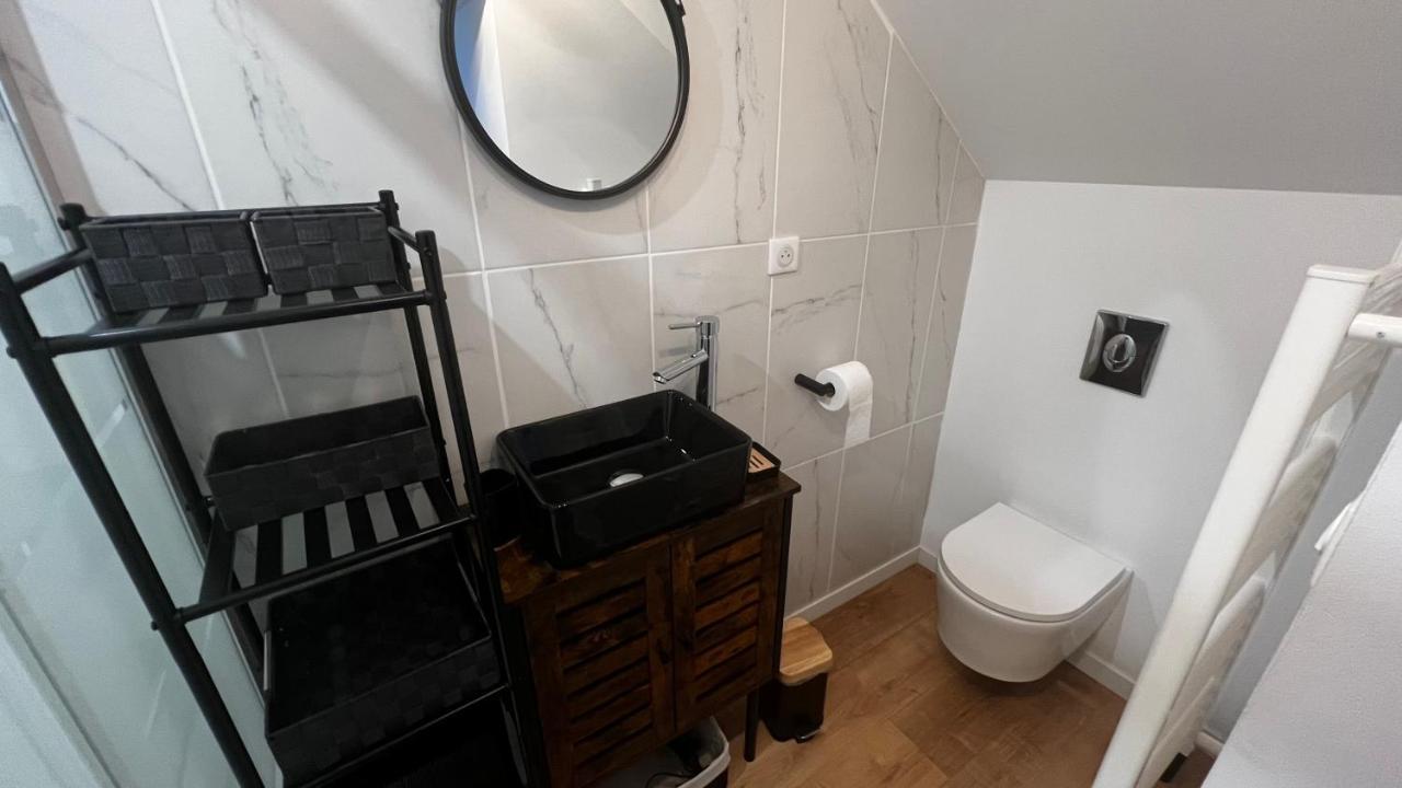 Avec Terrasse,4 Pers, Parking Apartment Concarneau