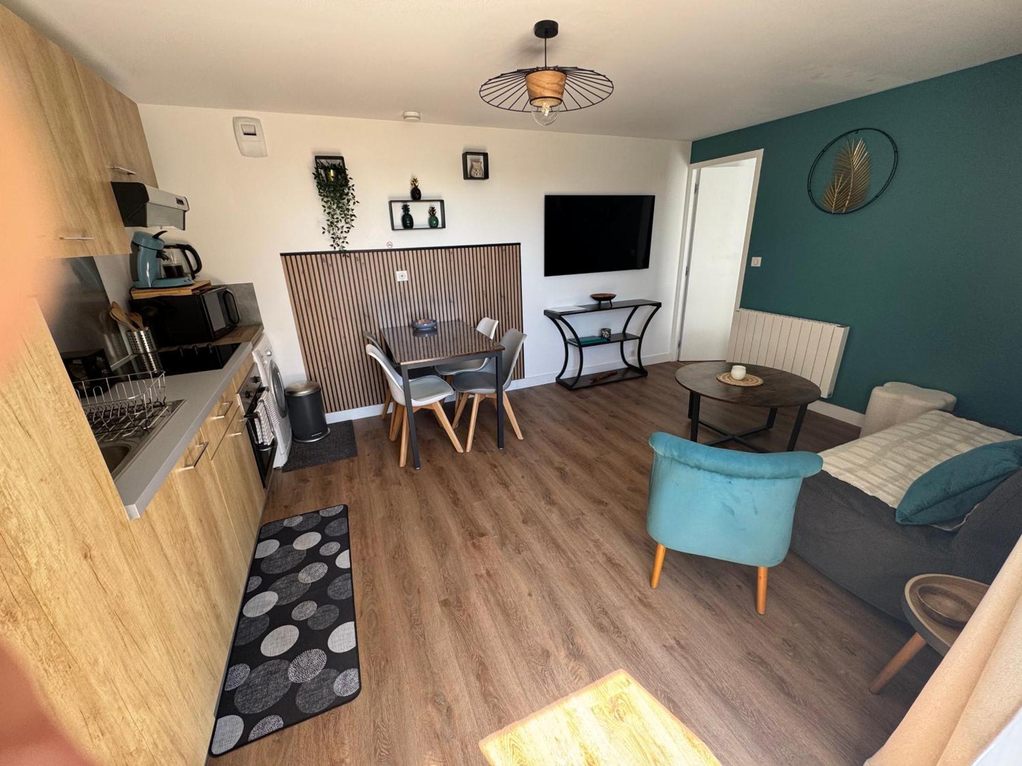 Avec Terrasse,4 Pers, Parking Concarneau